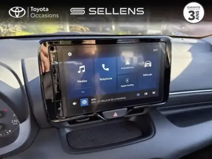 Photo 14 Toyota Yaris  116h Dynamic 5p MC24