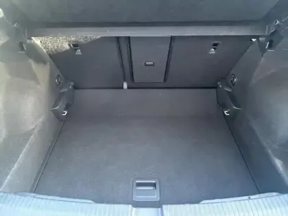 Photo 15 Volkswagen T-roc  1.5 TSI Evo2 150ch R-Line DSG7