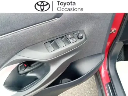 Photo 4 Toyota Yaris  Cross 116h Design MY22