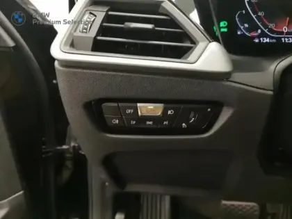 Photo 11 BMW Serie 3 Série 3 Touring 318iA 156ch Business Design 8cv