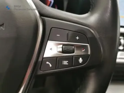 Photo 13 BMW Serie 3 Série 3 Touring 318iA 156ch Business Design 8cv