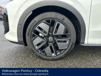 Photo 13 Volkswagen T-roc  1.5 eTSI 150ch R-Line DSG7