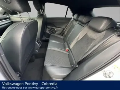 Photo 10 Volkswagen T-roc  1.5 eTSI 150ch R-Line DSG7