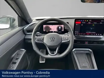 Photo 6 Volkswagen T-roc  1.5 eTSI 150ch R-Line DSG7