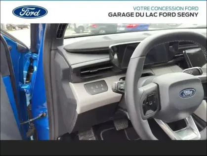 Photo 6 Ford Explorer  340ch Extended Range 79kWh Pack Premium AWD 6cv