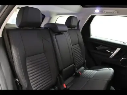 Photo 8 Land rover Discovery Sport  P270e PHEV 269ch S 8cv