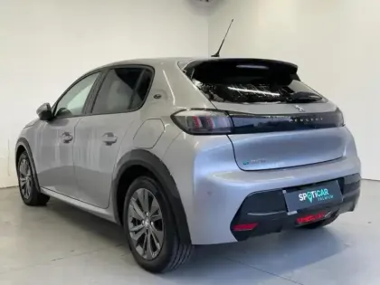 Photo 2 Peugeot 208  e- 136ch Allure Pack