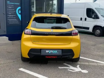 Photo 3 Peugeot 208  e- 136ch Active