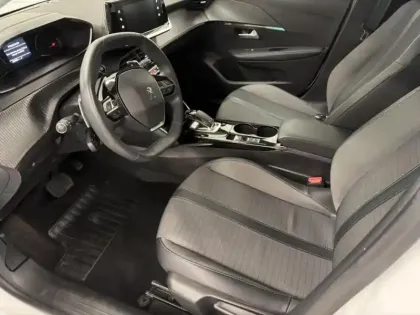 Photo 12 Peugeot 208  1.2 PureTech 100ch S&S Allure EAT8