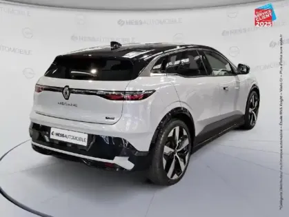 Photo 5 Renault Megane  E-Tech Electric 220ch Techno autonomie confort -24 GPS Camera