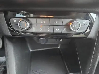 Photo 10 Opel Corsa  1.2 Turbo 100ch Edition BVA