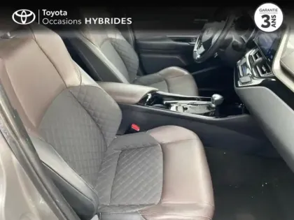 Photo 5 Toyota C-HR  122h Distinctive 2WD E-CVT