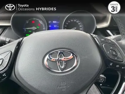 Photo 12 Toyota C-HR  122h Distinctive 2WD E-CVT