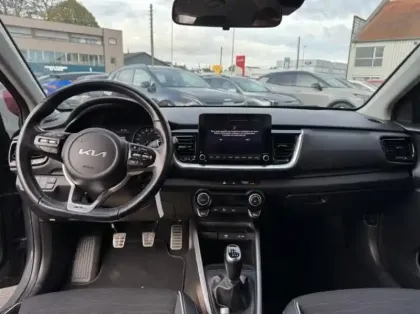 Photo 8 Kia Stonic  1.0 T-GDi 120ch MHEV GT Line