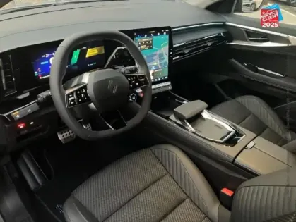 Photo 14 Renault Austral  1.2 E-Tech full hybrid 200ch esprit Alpine - 25