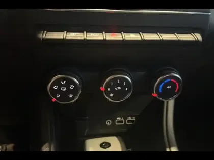 Photo 29 Renault Captur  1.0 TCe 90ch Evolution