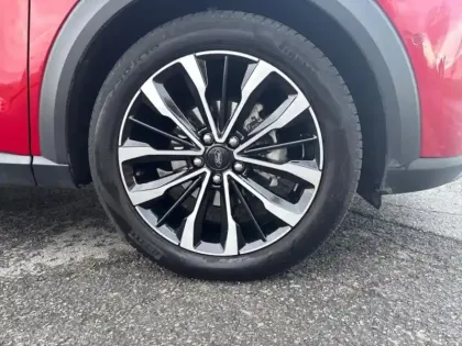 Photo 13 Ford Puma  1.0 Flexifuel  125ch S&S mHEV Titanium X