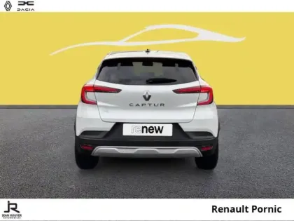 Photo 10 Renault Captur  EVOLUTION TCe 140ch EDC mild hybrid