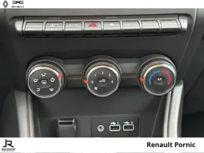 Photo 14 Renault Captur  EVOLUTION TCe 140ch EDC mild hybrid