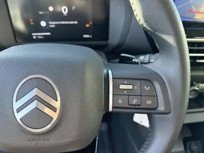 Photo 13 Citroën C4  1.2 Hybride 136ch S&S PLUS Automatique