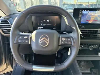 Photo 11 Citroën C4  1.2 Hybride 136ch S&S PLUS Automatique