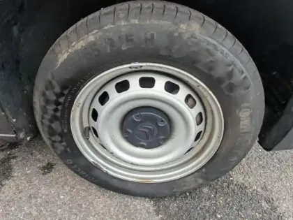 Photo 9 Citroën Berlingo  Van M 650kg BlueHDi 100 S&S Club BVM5