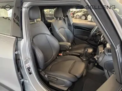 Photo 8 Mini Mini  5 Portes Cooper 136ch Edition Premium Plus BVA7