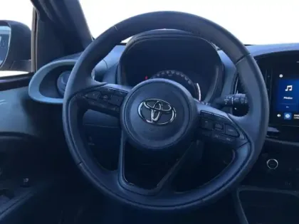 Photo 14 Toyota Aygo  X 1.0 VVT-i 72ch Design S-CVT MY24