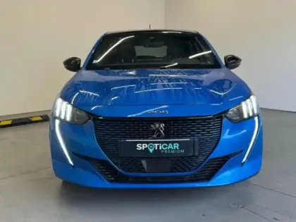 Photo 1 Peugeot 208  e- 136ch GT