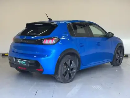 Photo 2 Peugeot 208  e- 136ch GT