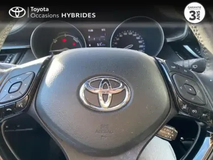 Photo 12 Toyota C-HR  122h Collection 2WD E-CVT MY22