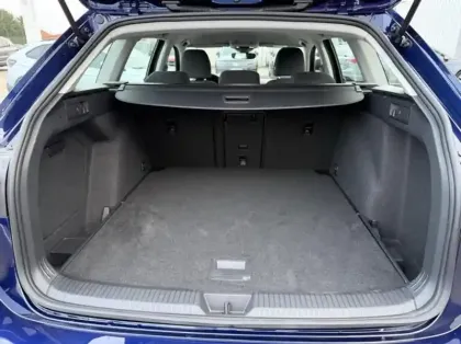 Photo 6 Volkswagen Golf  SW 1.5 TSI ACT OPF 130ch Life Business