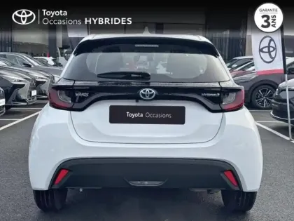 Photo 3 Toyota Yaris  116h Dynamic 5p MY22