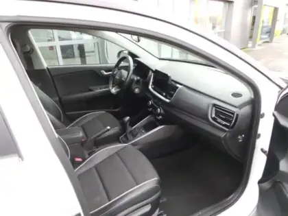 Photo 11 Kia Stonic  1.0 T-GDi 120ch MHEV GT Line iBVM6