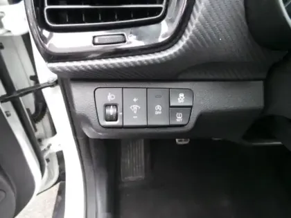 Photo 13 Kia Stonic  1.0 T-GDi 120ch MHEV GT Line iBVM6