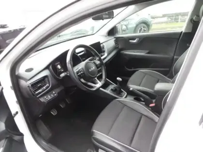 Photo 7 Kia Stonic  1.0 T-GDi 120ch MHEV GT Line iBVM6
