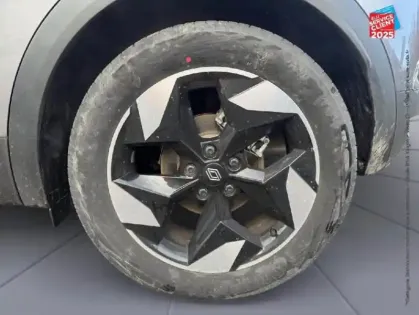 Photo 9 Renault Captur  1.0 TCe 90ch Techno - 25 Camera GPS