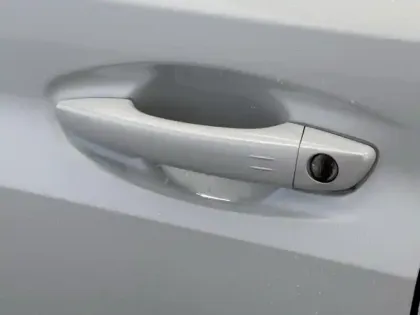 Photo 4 Peugeot 208  e- 136ch GT Pack