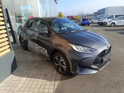 Photo 5 Toyota Yaris  116h Design 5p MY25