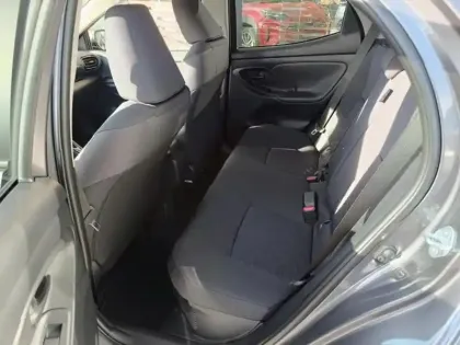 Photo 10 Toyota Yaris  116h Design 5p MY25