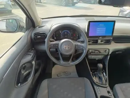 Photo 13 Toyota Yaris  116h Design 5p MY25
