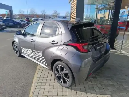 Photo 2 Toyota Yaris  116h Design 5p MY25