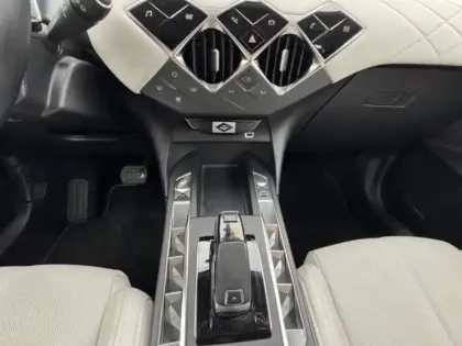 Photo 10 DS DS 3  Crossback PureTech 130ch Chic Automatique 7cv
