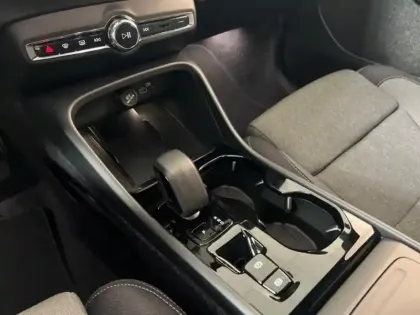 Photo 13 Volvo Xc40  B3 163ch Black Edition DCT 7