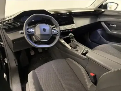 Photo 13 Peugeot 308  1.5 BlueHDi 130ch S&S Active Pack EAT8