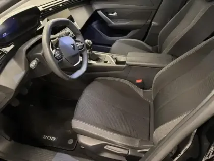 Photo 12 Peugeot 308  1.5 BlueHDi 130ch S&S Active Pack EAT8