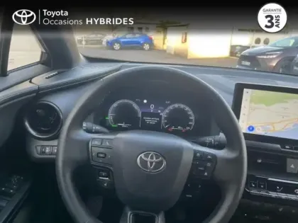 Photo 12 Toyota C-HR  1.8 Hybride 140ch Design Pack Confort