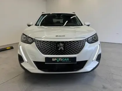 Photo 1 Peugeot 2008  e- 136ch Style