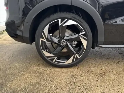 Photo 7 Volkswagen T-roc  1.5 eTSI 150ch R-Line DSG7