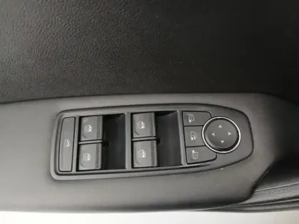 Photo 8 Renault Captur  1.0 TCe 90ch Evolution